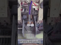 Produzione di elementi a vite