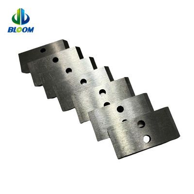 qualità  Custom Blade Special Shaped Small Industrial Machine Knife For Food Packaging Plastic Recycling SS Steel Wear Resistance fabbrica