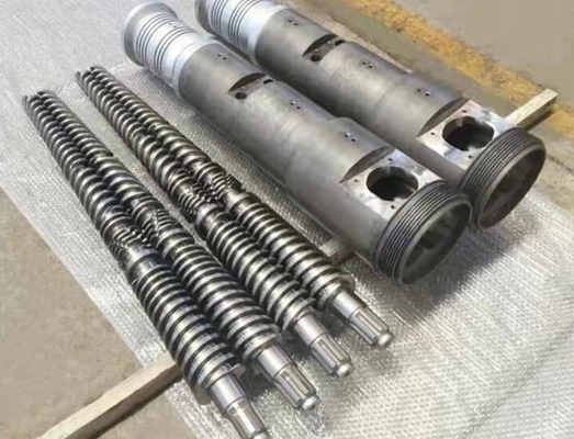 vite gemellata conica 38CrMoAl e barilotto 65/132 per il profilo WPC Spc del tubo del PVC