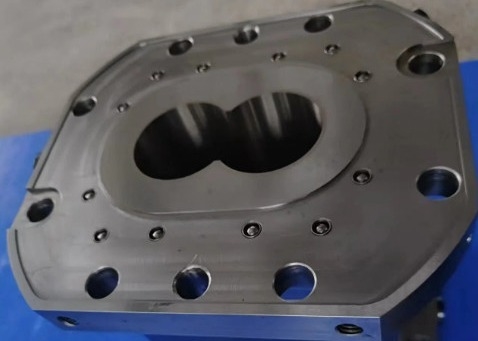 Barrel bimetallico ad alta resistenza all'usura per applicazioni di estrusione