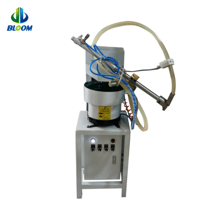 Apparecchiature industriali Macchina di alimentazione automatica di dadi Vibratore di scodella in saldatura a punto