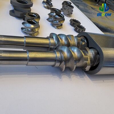 Segmenti di vite bimetallici resistenti all'usura e alla corrosione personalizzati per parti di estrusori a doppia vite ad alta capacità di coppia