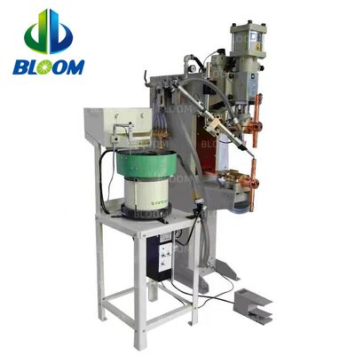 Saldatrice a punti automatica a resistenza da 100KVA con alimentatore di dadi