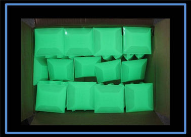 Segnale visibile Photoluminescent dei materiali luminescenti di dimensione standard alto