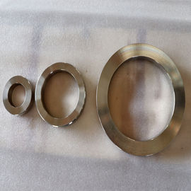 Inconel 625 ha personalizzato la manica forgiata lega d'acciaio delle parti del gruppo della valvola per la costruzione navale