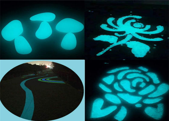 Incandescenza inoffensiva nei ciottoli scuri per la decorazione dell'iarda