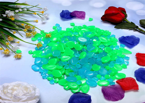 I ciottoli luminosi resistenti all'uso emettono luce pietre per il giardino