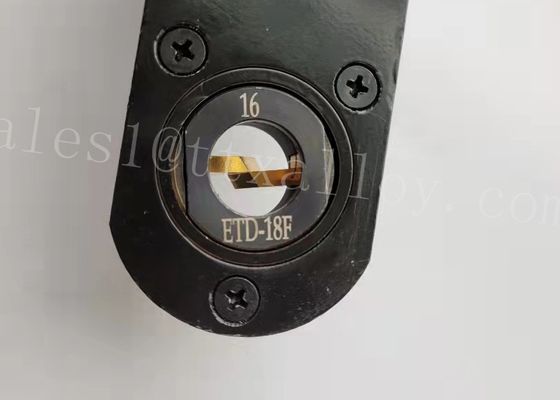 Apprettatrice pneumatica di punta del cappuccio polacco con un taglierina e supporto stabiliti
