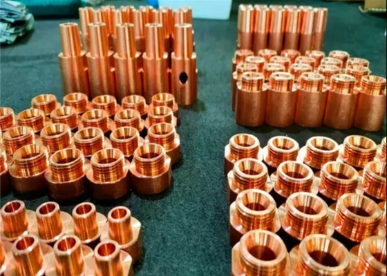 Il dado della flangia copre 17mmx25mm per la saldatura a punti del dado